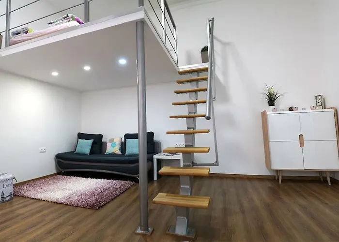 Woeroesmarty Studio - Budapest Center